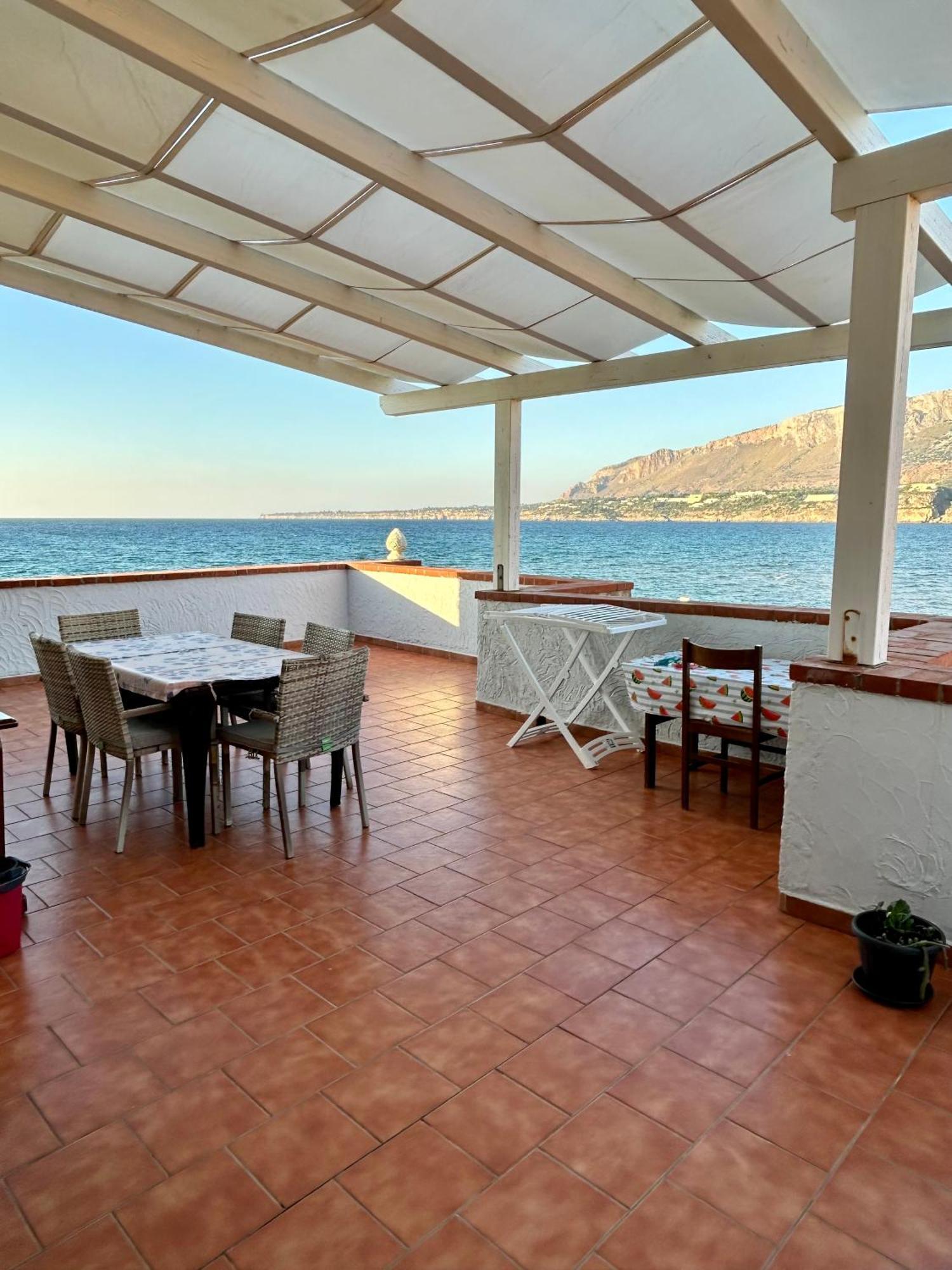 Villa Casa Vacanza Barbera - In Riva Al Mare Trappeto  Exterior foto