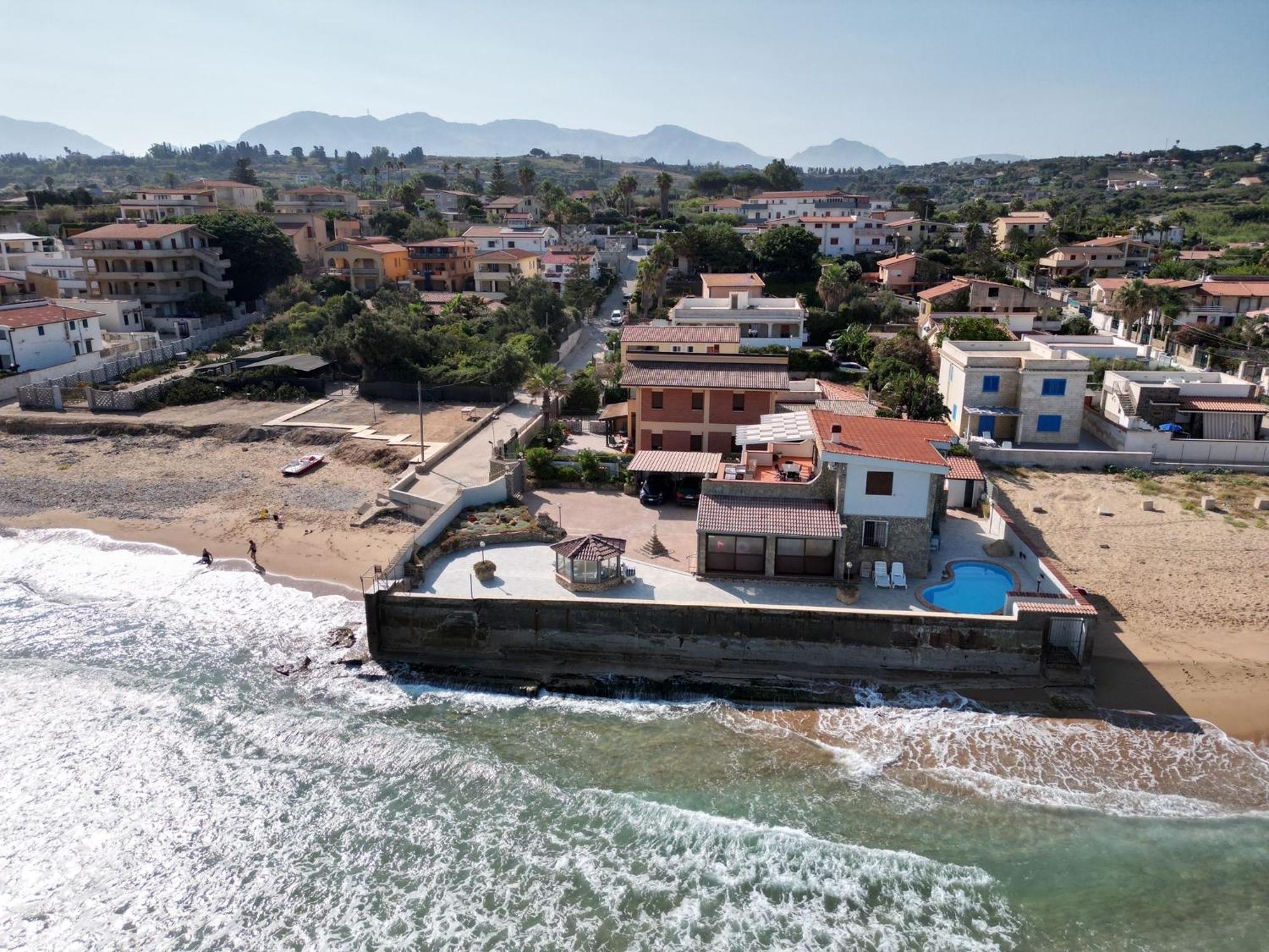 Villa Casa Vacanza Barbera - In Riva Al Mare Trappeto  Exterior foto